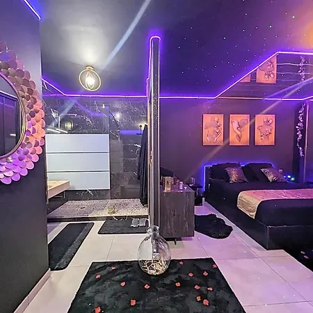 La Gold Jacuzzi & Sauna Prive * Perpignan