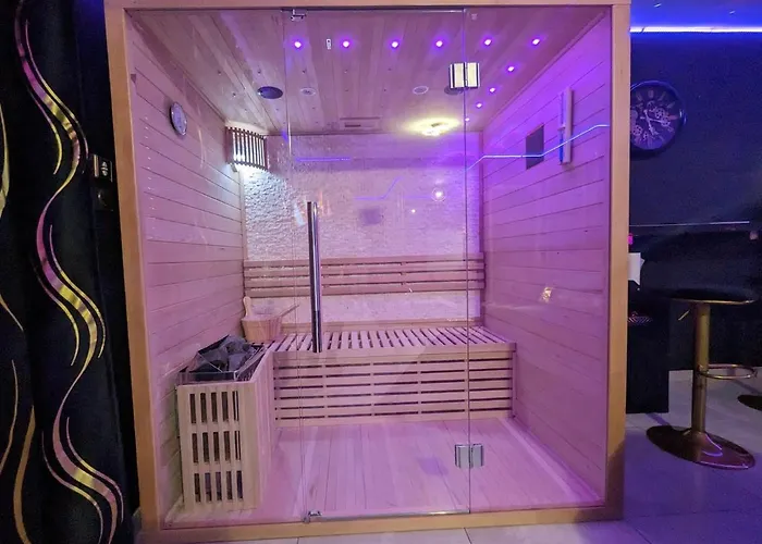 La Gold Jacuzzi & Sauna Prive * Perpignan